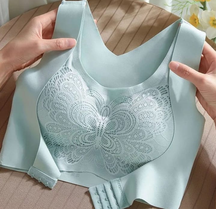 Luxe 3D Butterfly Support Bralette