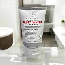 gluta white face wash